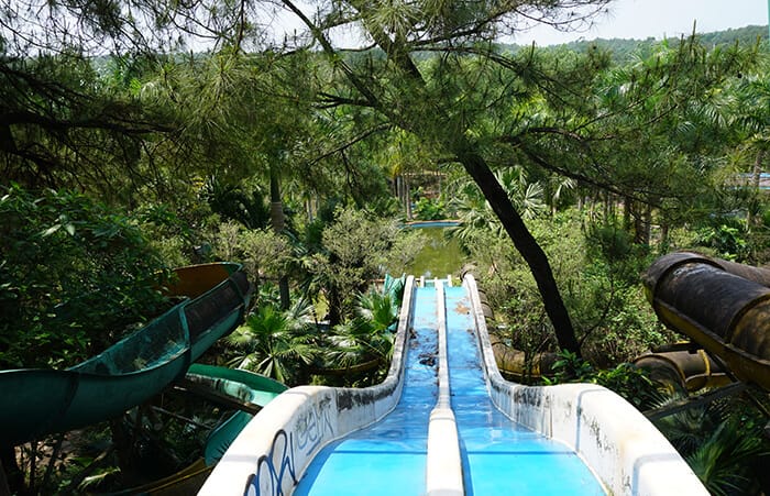 Verlaten waterpark Hue Vietnam