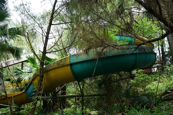 Verlaten waterpark Hue Vietnam